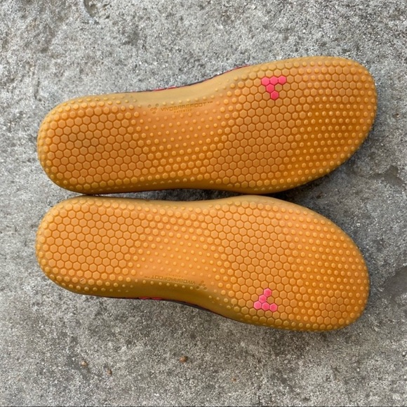 Vivobarefoot Mata L Black Leather - Picture 6 of 14